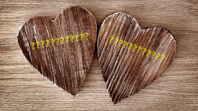 Felicitari personalizate Ziua indragostitilor - ❤️❤️❤️ Inimioare cu nume pe textura de lemn